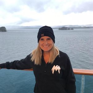 Meet your Posher, Debbie